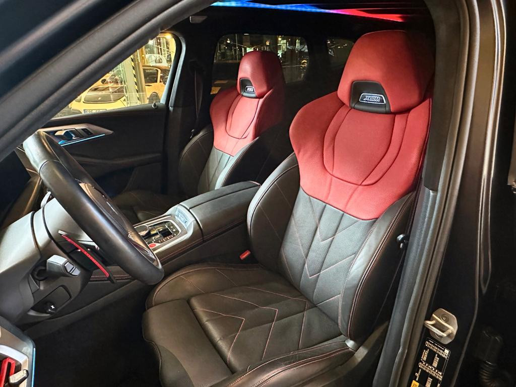 BMW XM