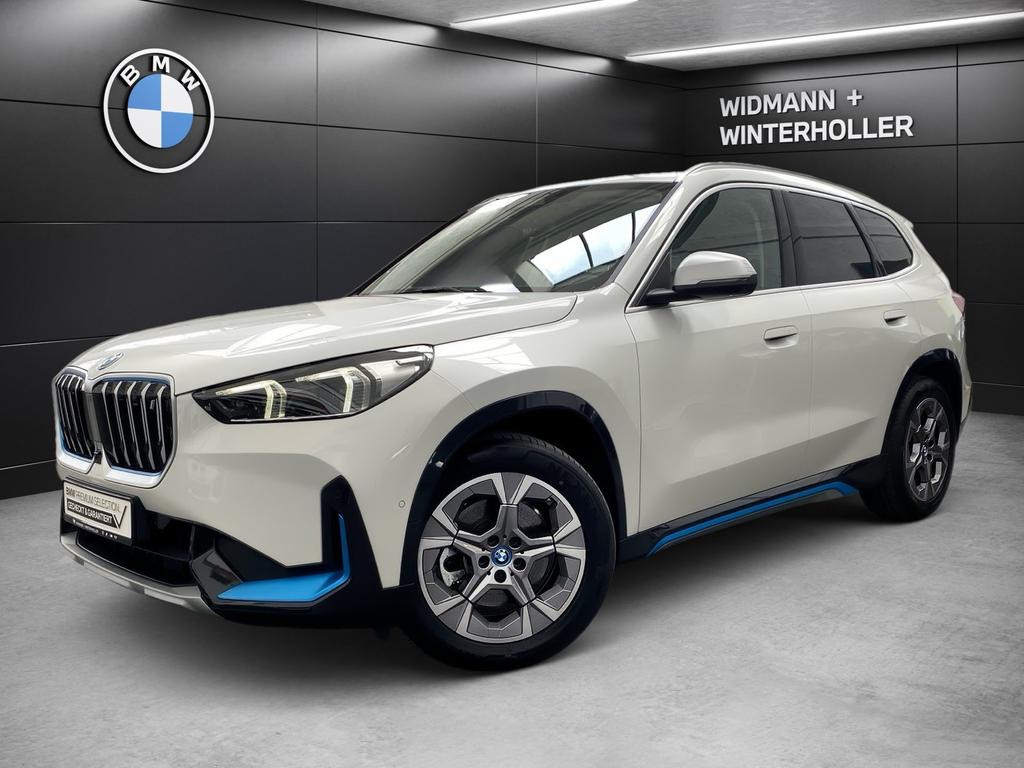 BMW iX1 xDrive30