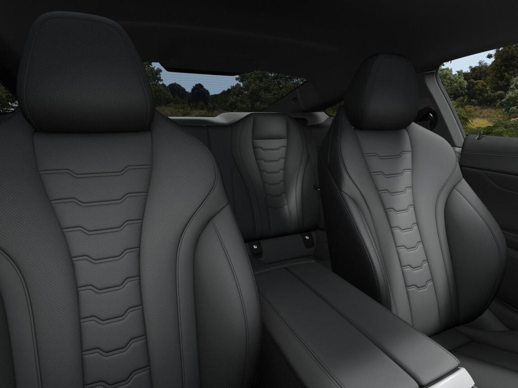 BMW M850
