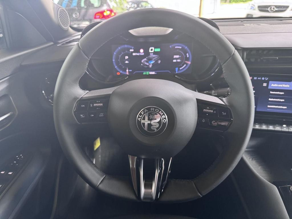 Alfa Romeo Junior