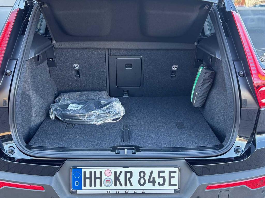Volvo EX40