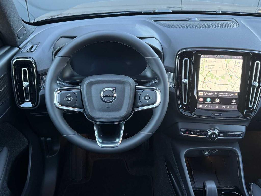 Volvo EX40