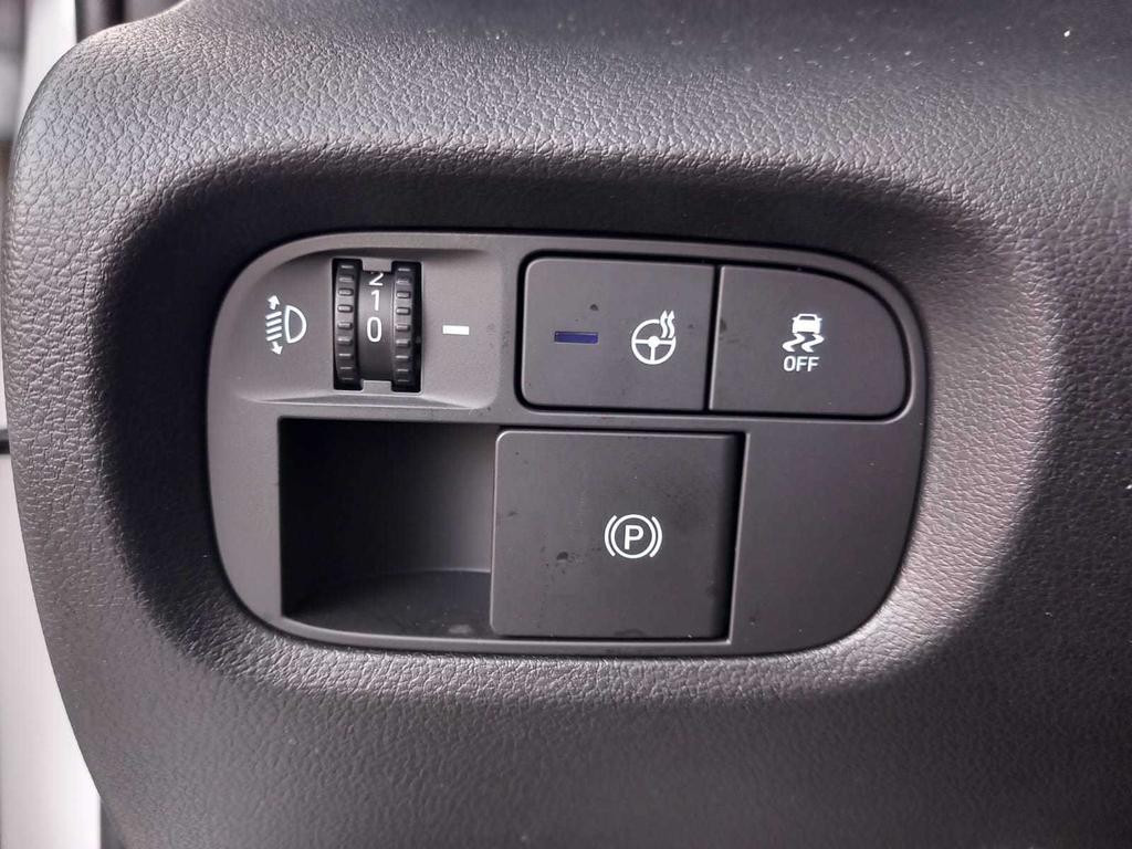 Hyundai INSTER