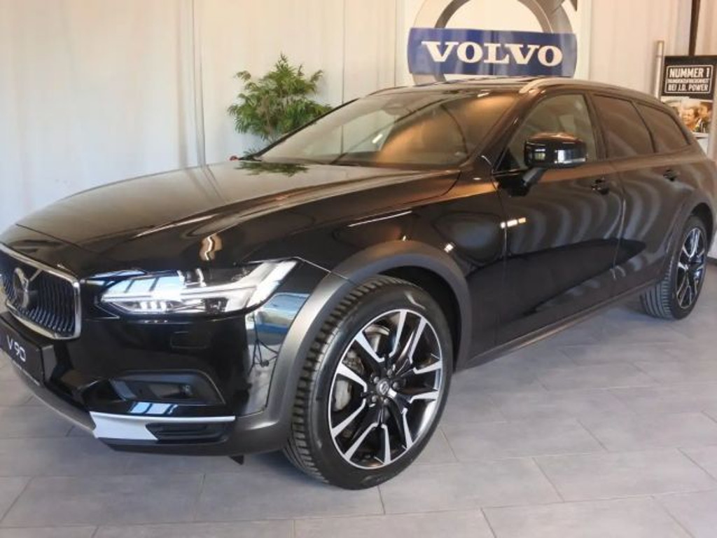 Volvo V90 Cross Country