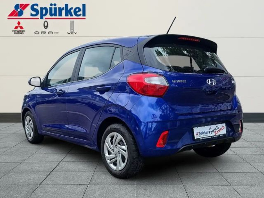 Hyundai i10