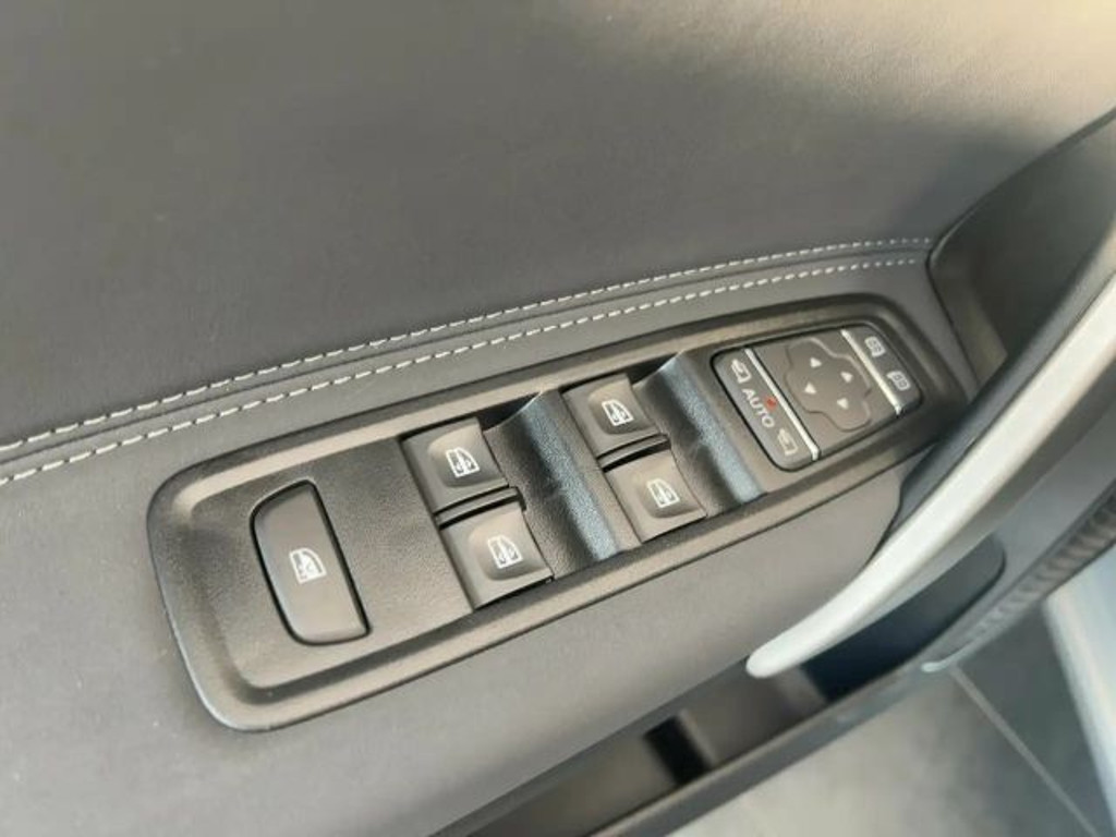 Mercedes-Benz T 180