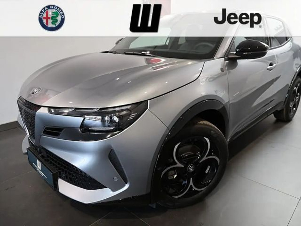 Alfa Romeo Junior Ibrida