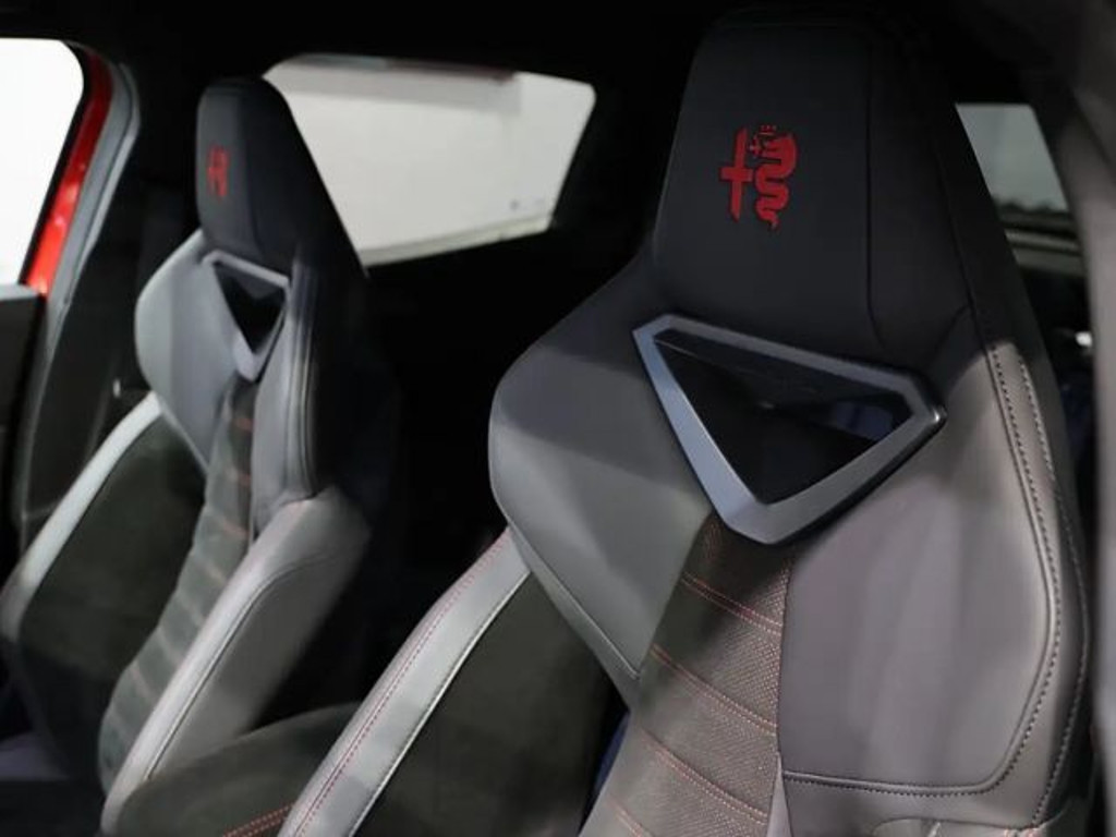 Alfa Romeo Junior