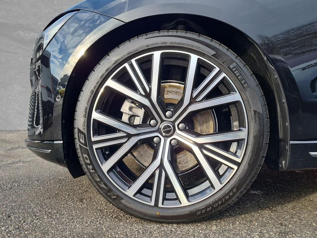 Volvo ES90