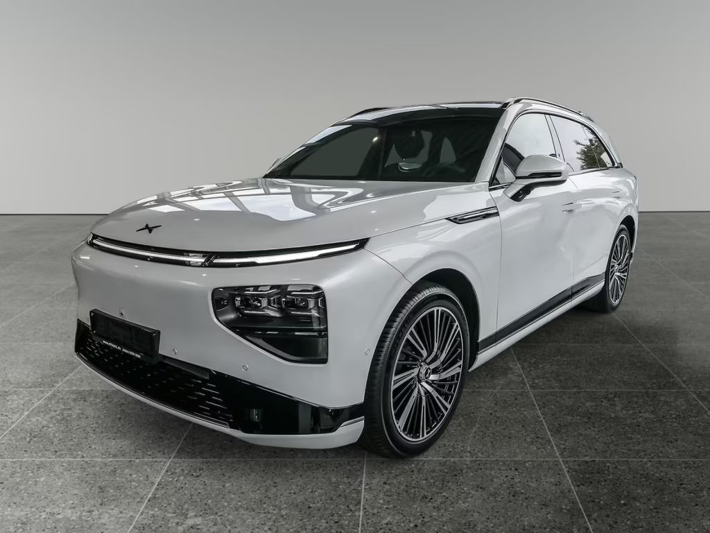 Xpeng G9