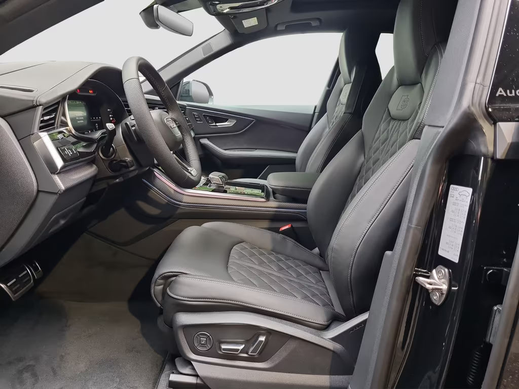 Audi SQ8