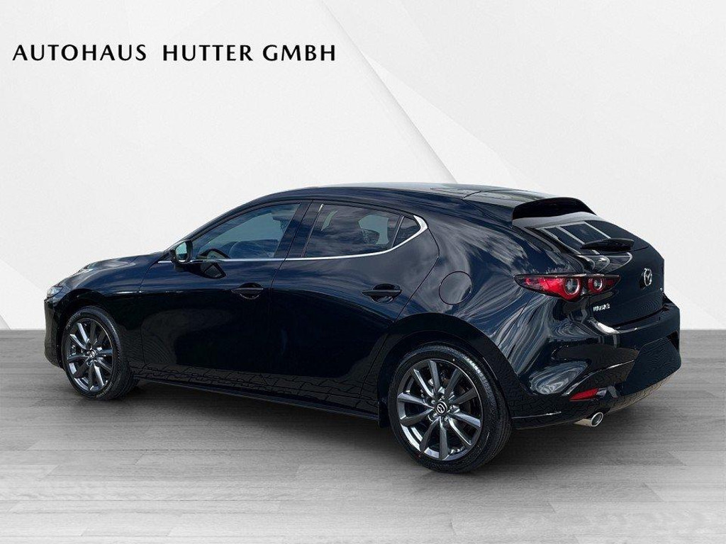 Mazda 3 SkyActiv Exclusive-line 2.5L e-Skyactiv