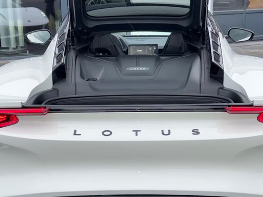 Lotus Emira