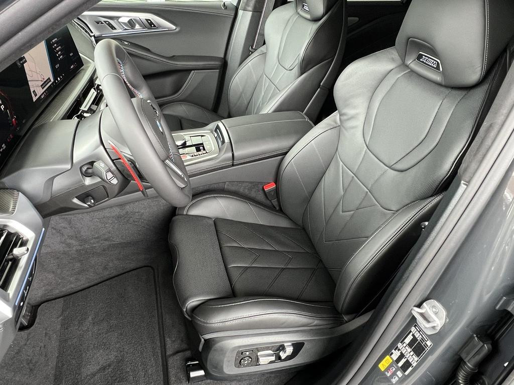 BMW XM