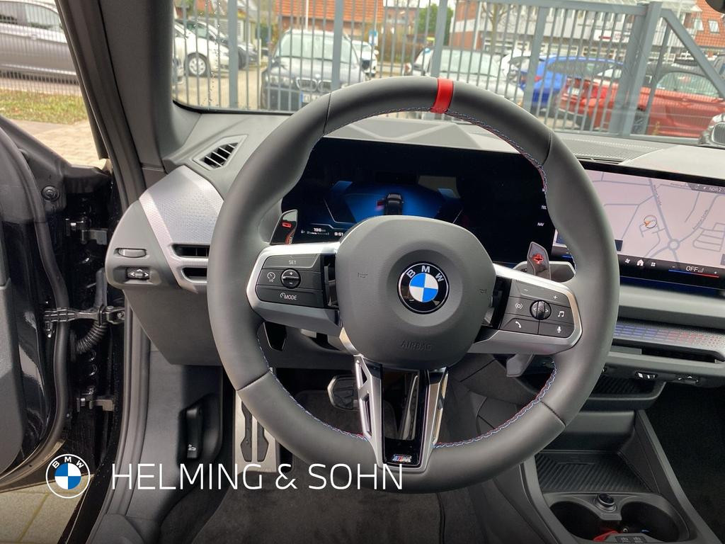 BMW M235
