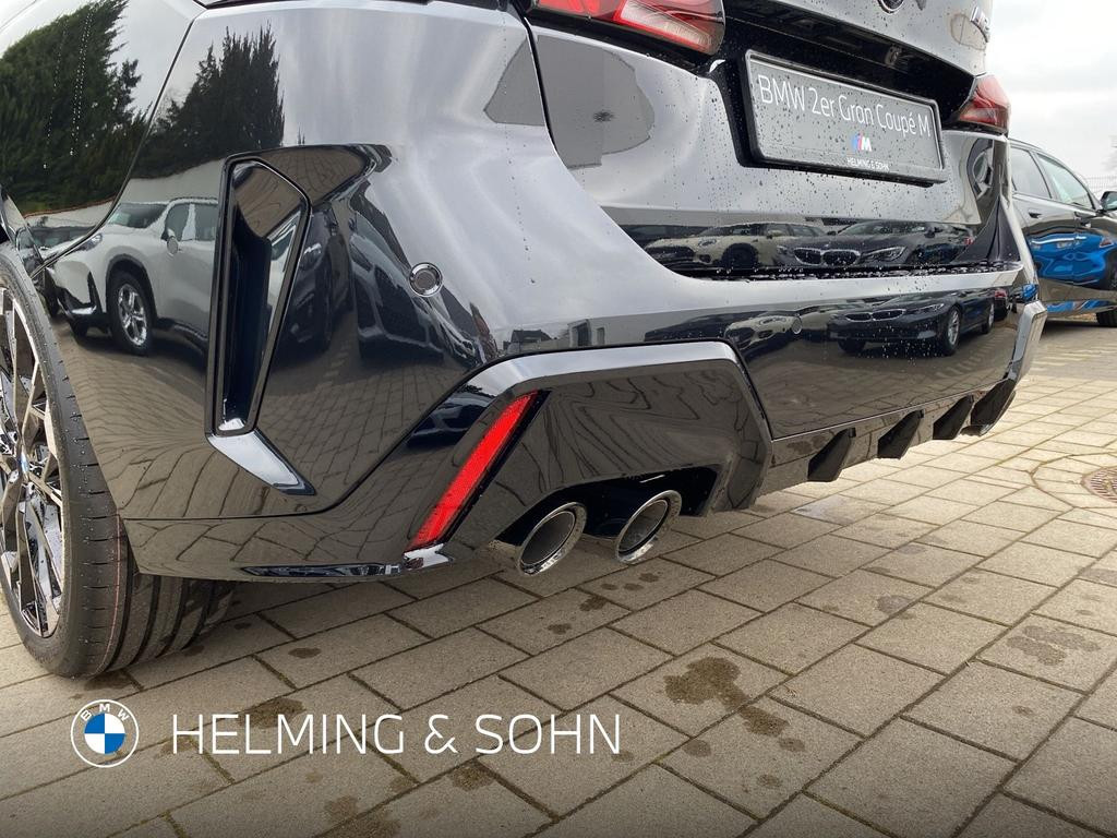 BMW M235