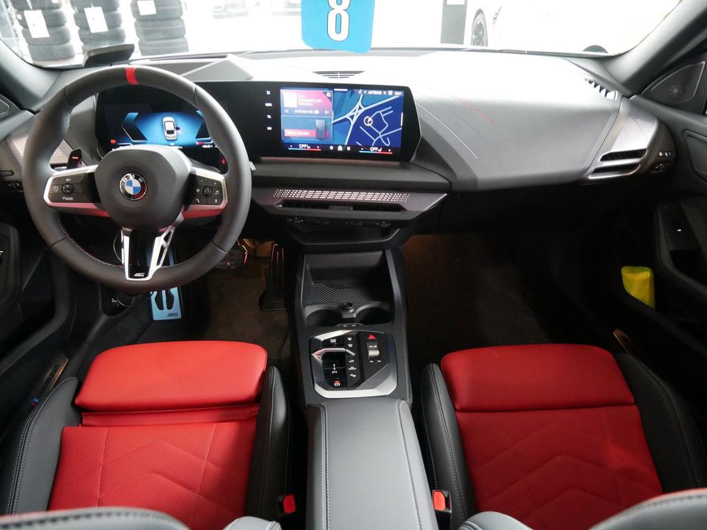 BMW M235