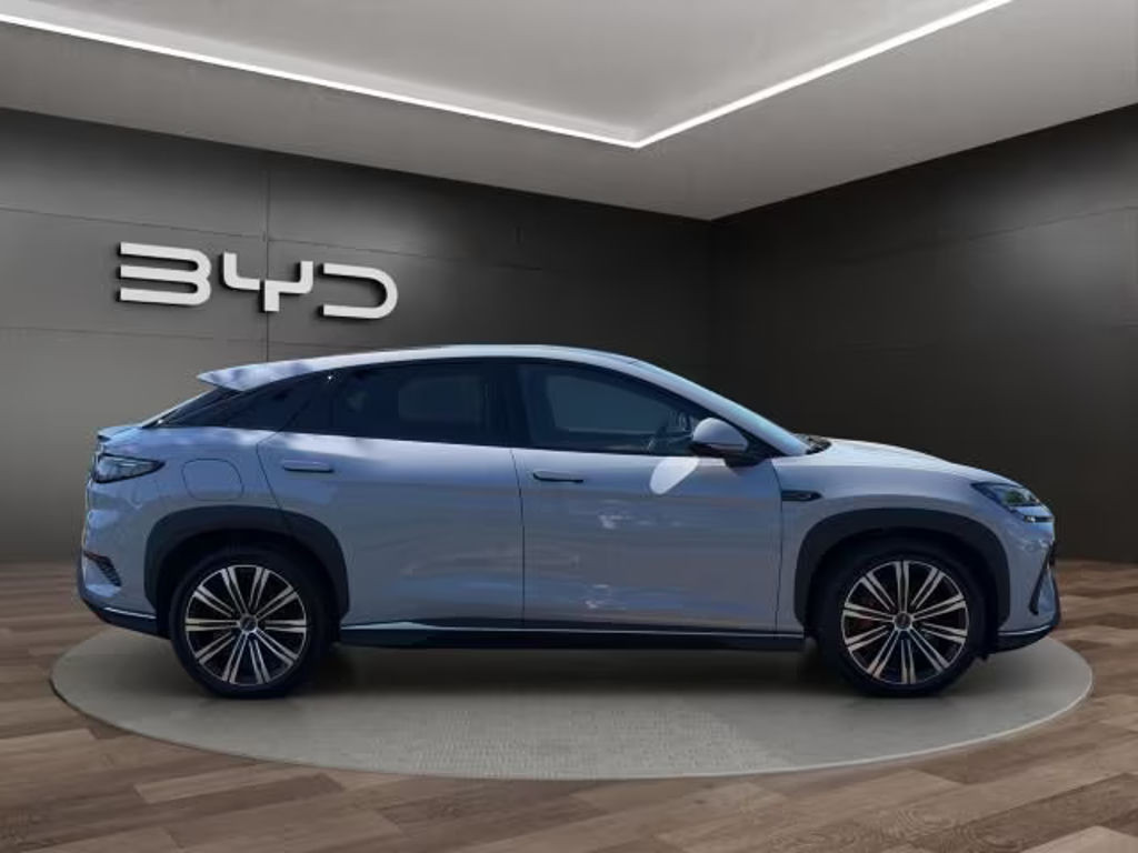 BYD Sealion 7