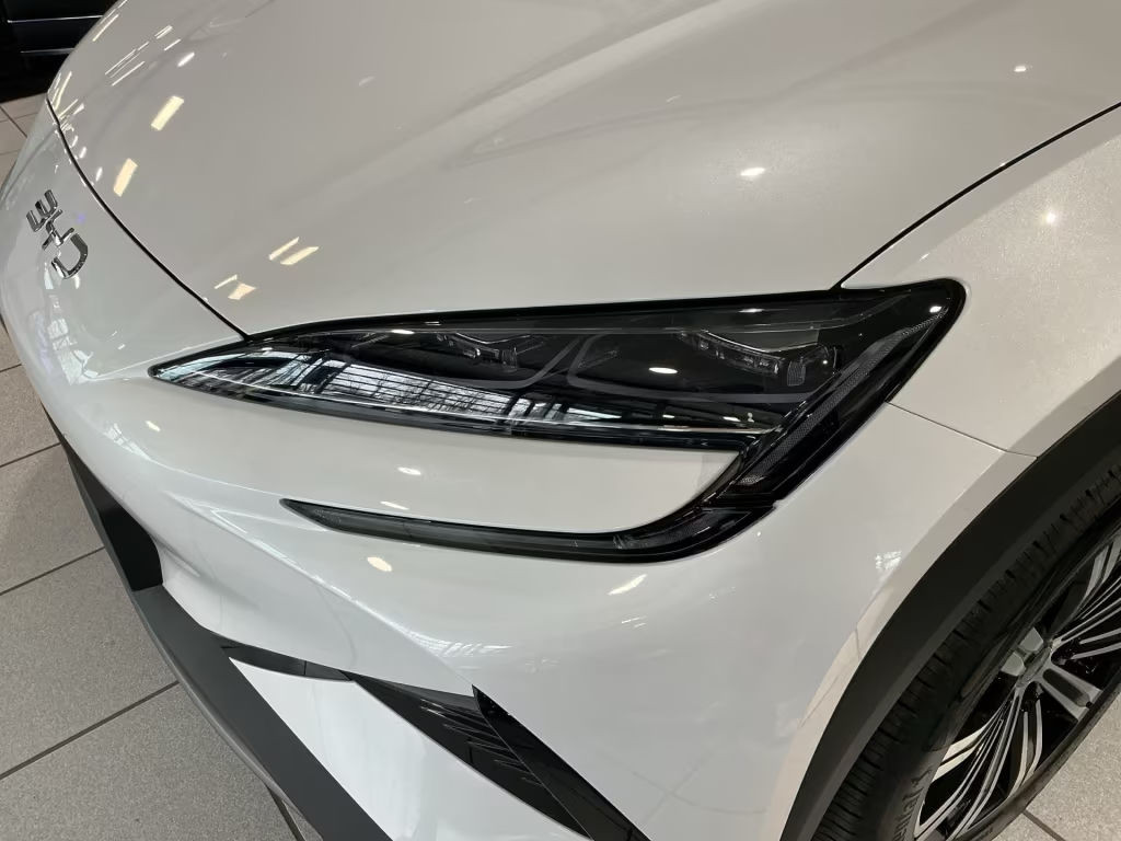BYD Sealion 7