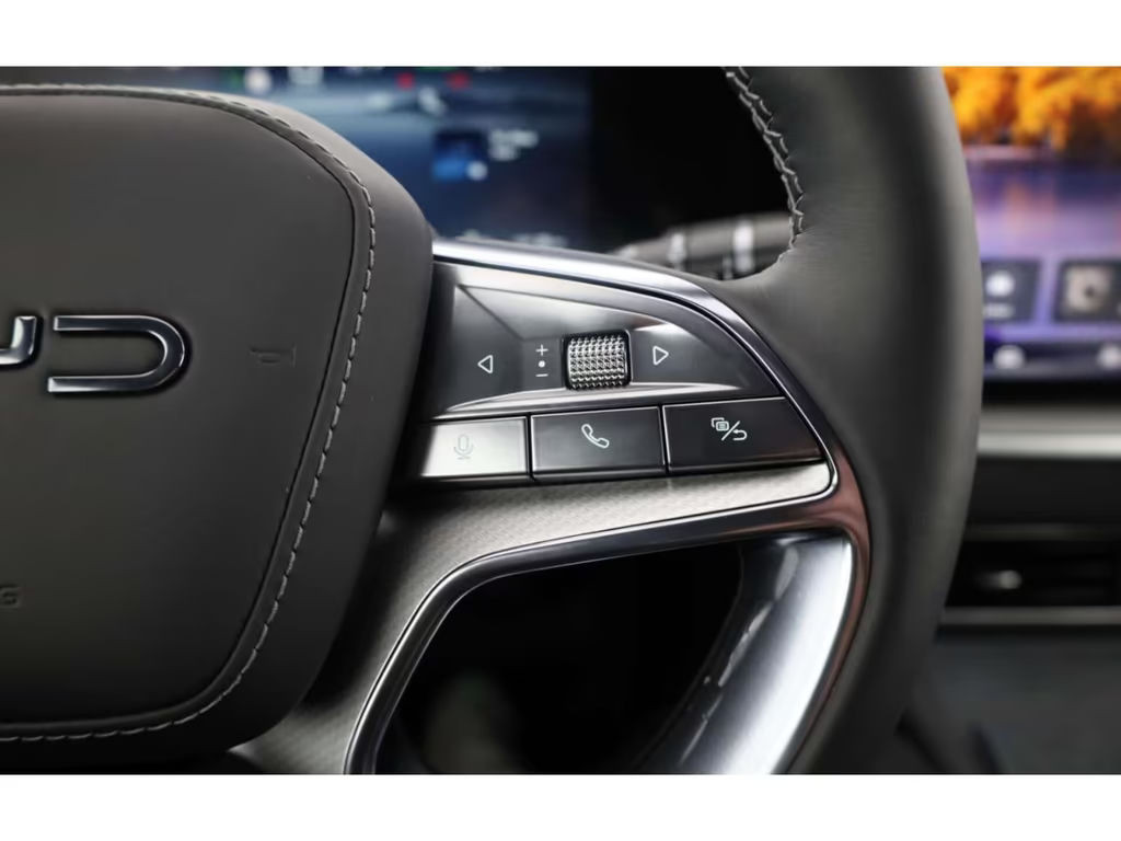 BYD Sealion 7