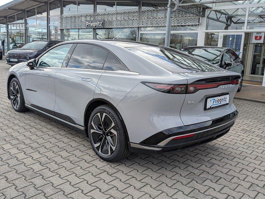 Mazda 6e