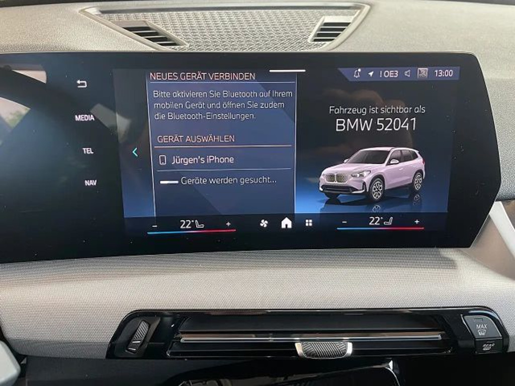 BMW iX1