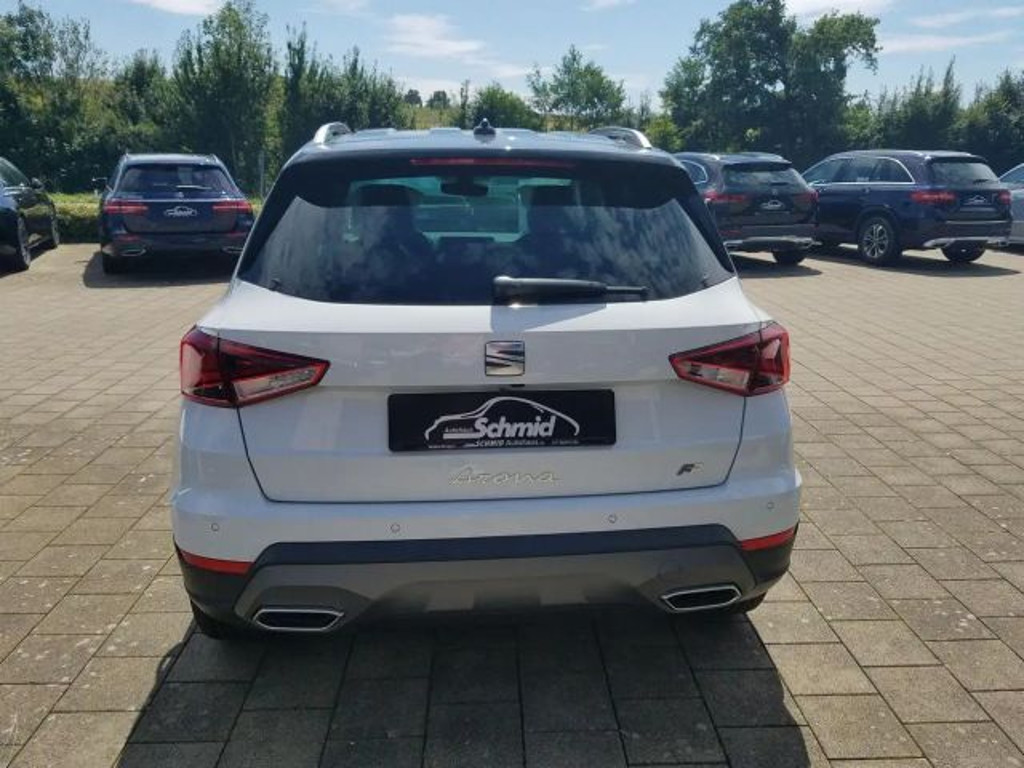 Seat Arona