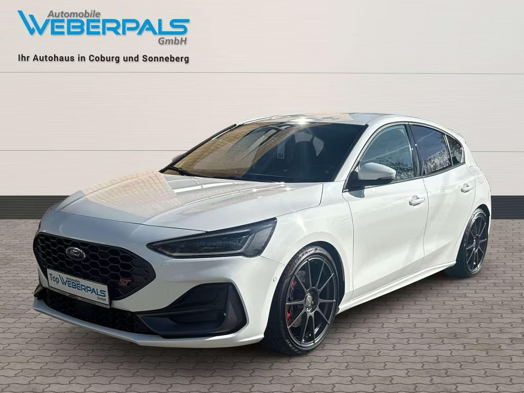Ford Focus EcoBoost ST Line