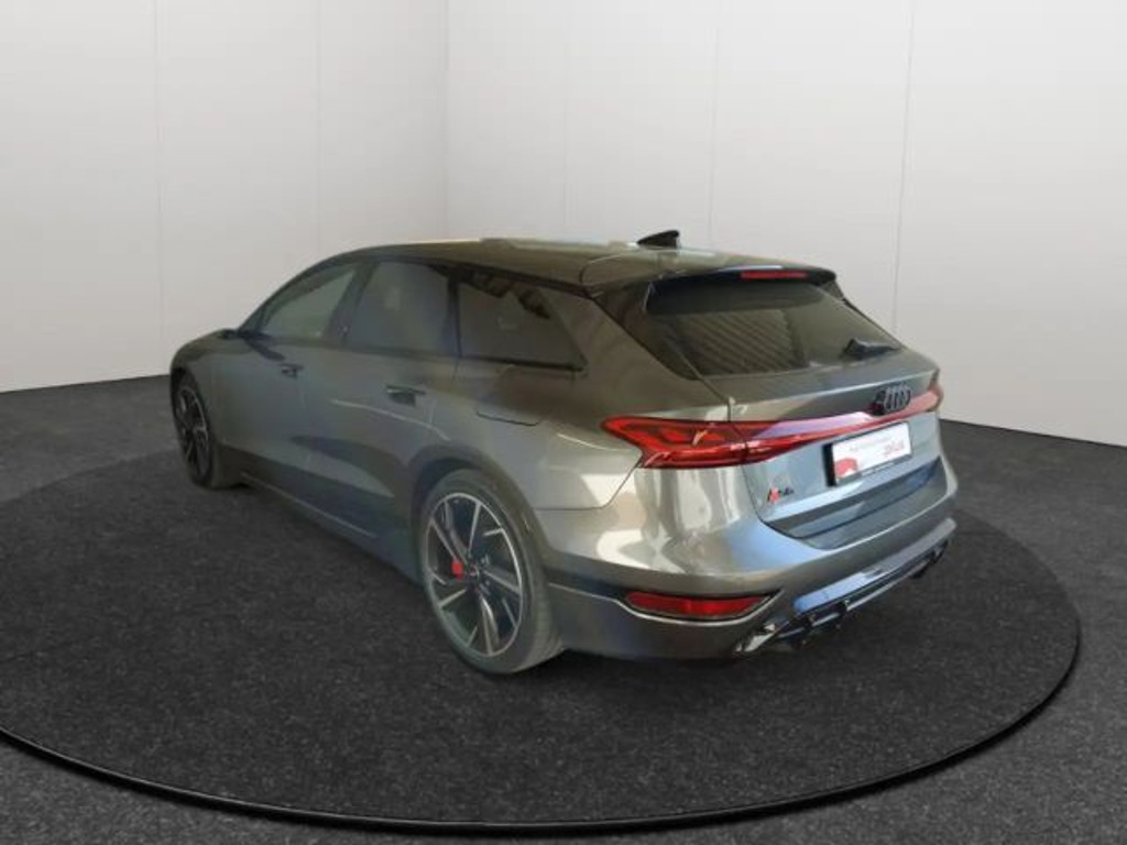 Audi S6 e-tron