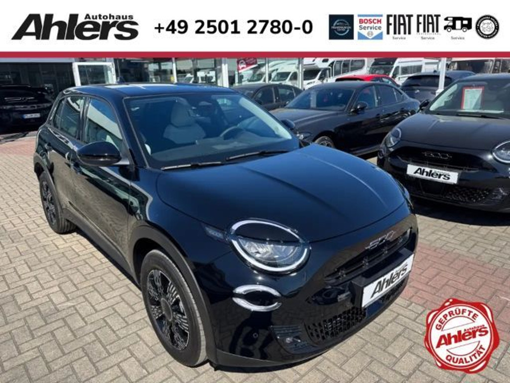 Fiat 600e Icon+AUTOMATIK+NAVI+KAMERA+SITZHEIZUNG+KEYLESS+CAR