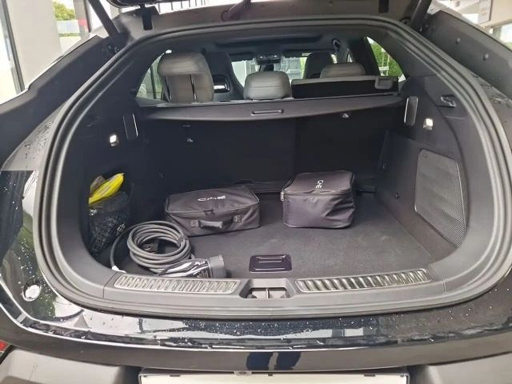 BYD Sealion 7
