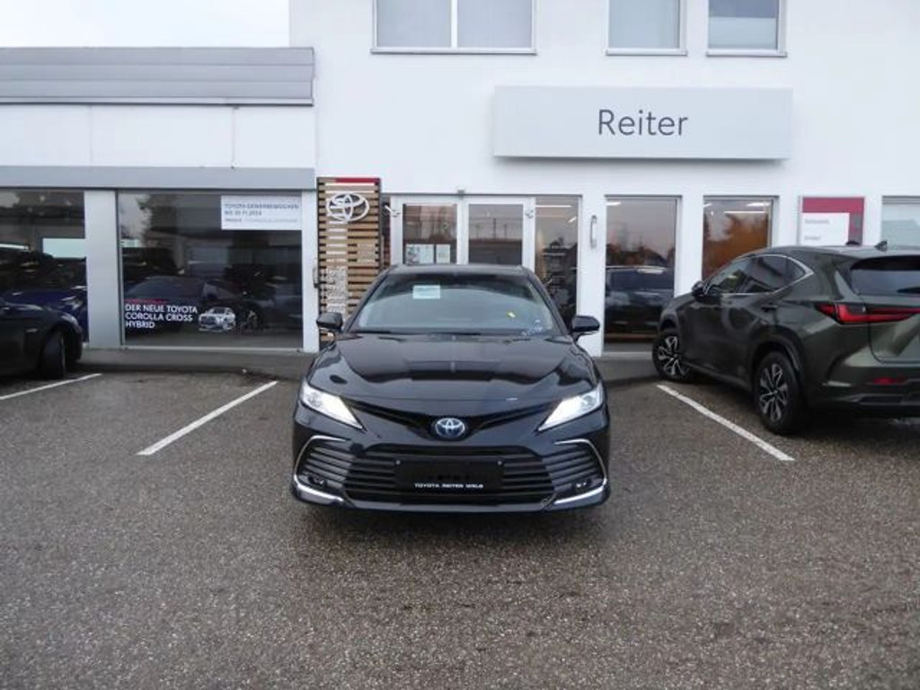 Toyota Camry Lounge Hybride