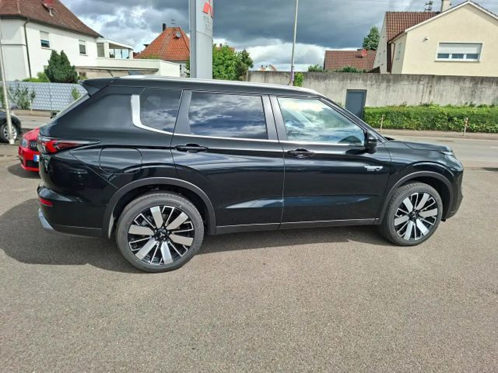 Mitsubishi Outlander PHEV 4WD