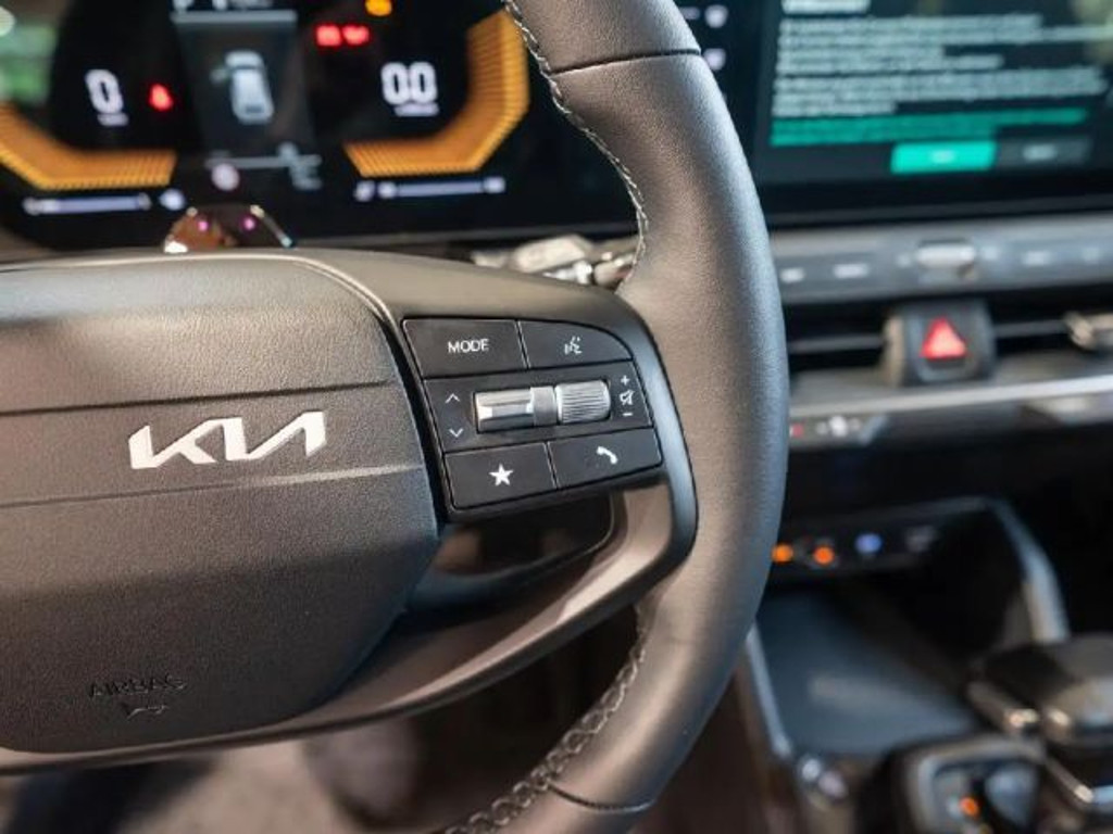 Kia K4