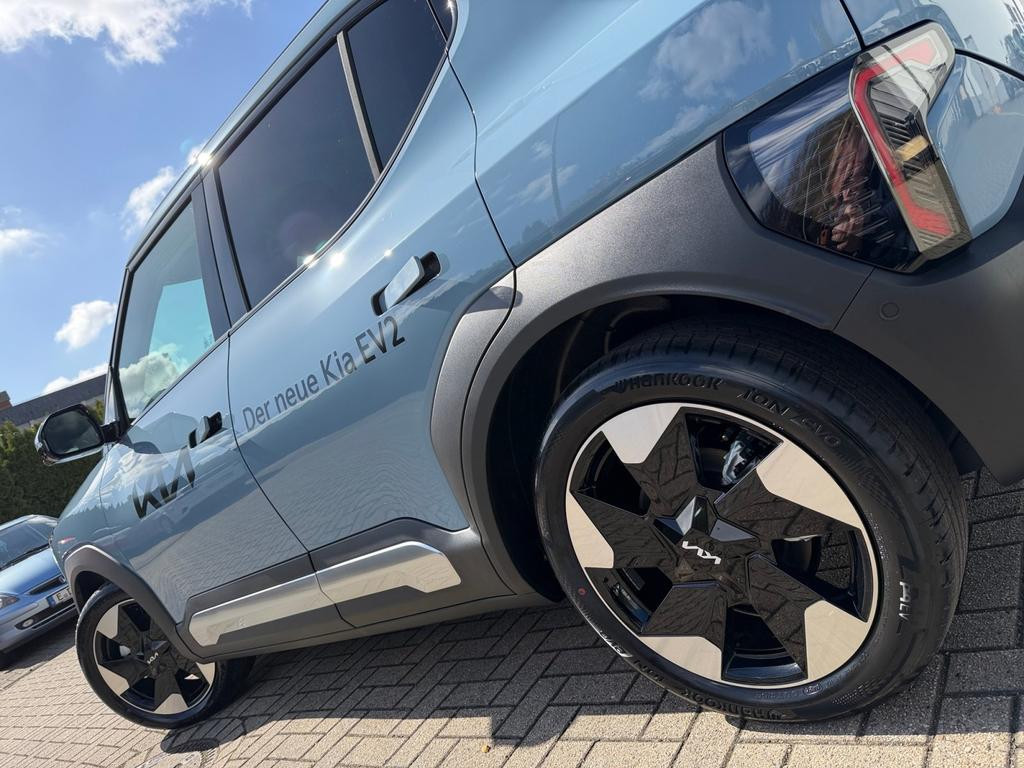 Kia EV2