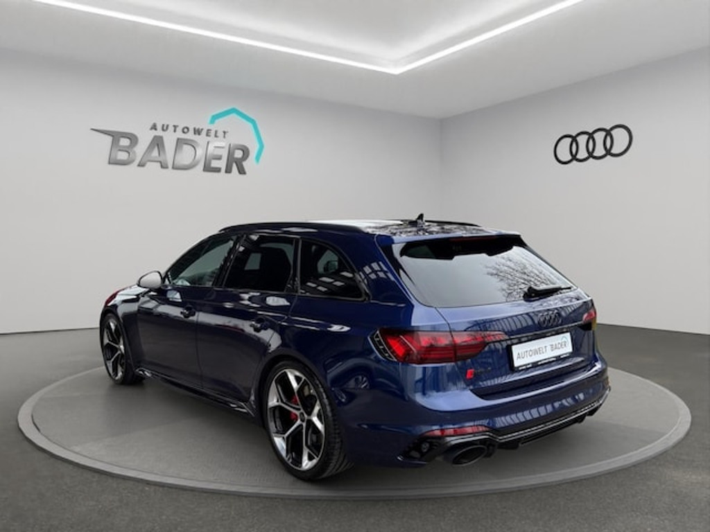 Audi RS4 Avant Quattro