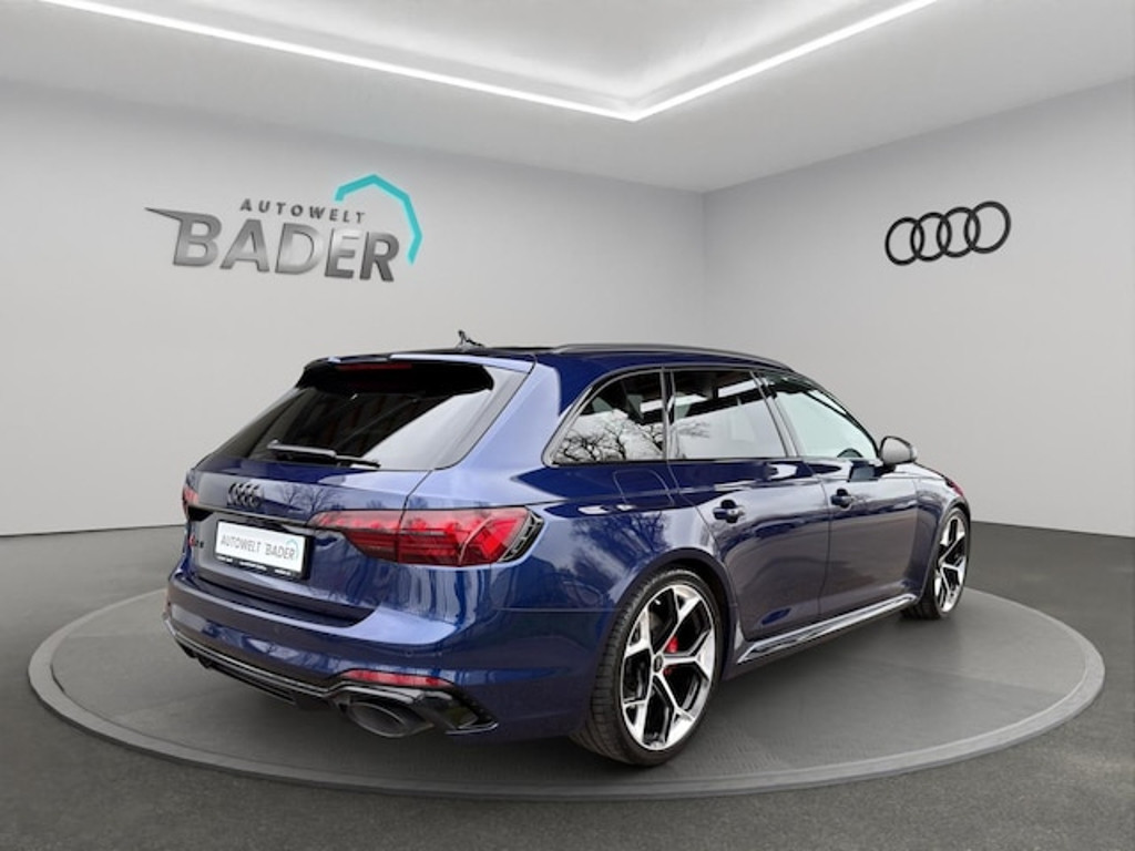 Audi RS4