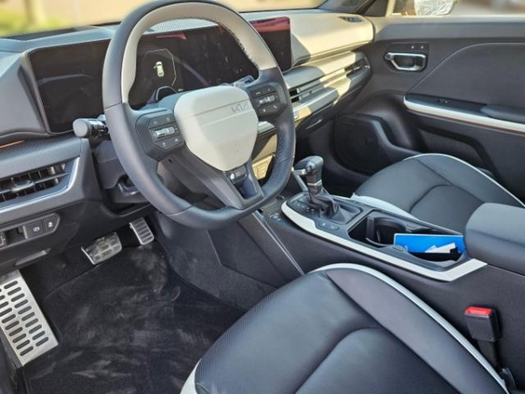 Kia K4