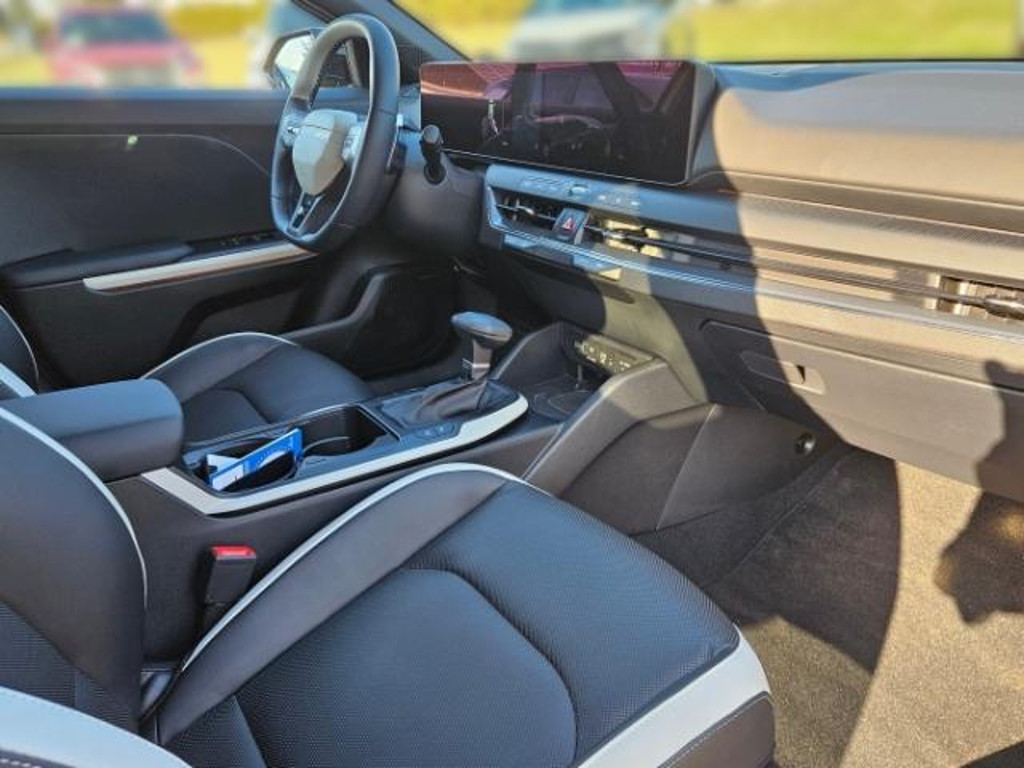 Kia K4