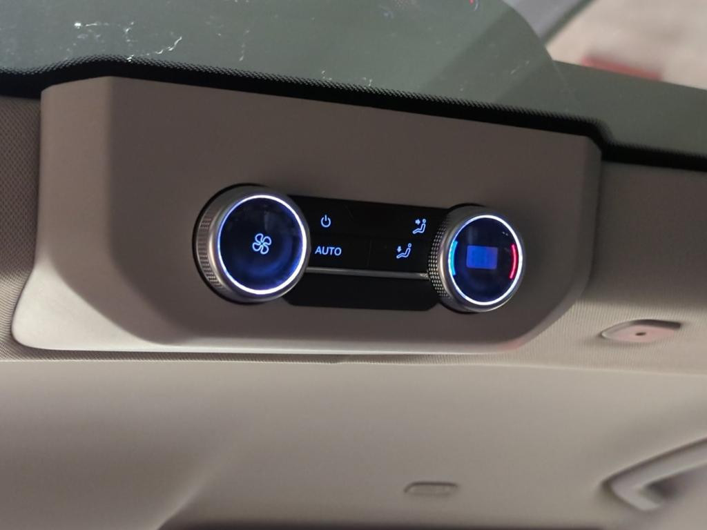 Volkswagen e-Caravelle