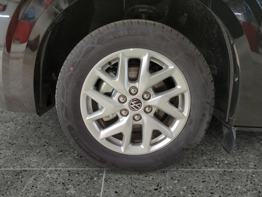 Volkswagen e-Caravelle