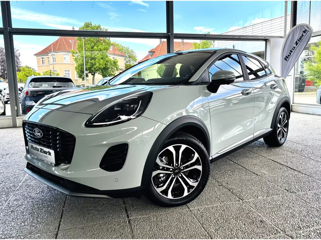 Ford Puma EcoBoost Titanium