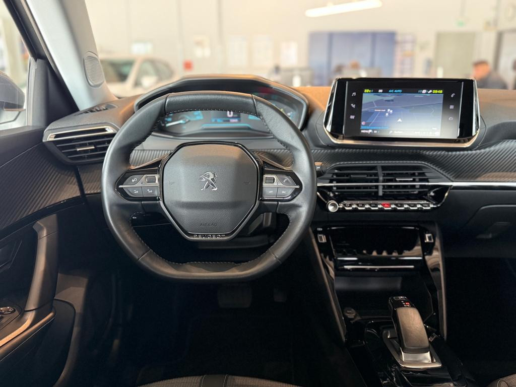 Peugeot e-2008