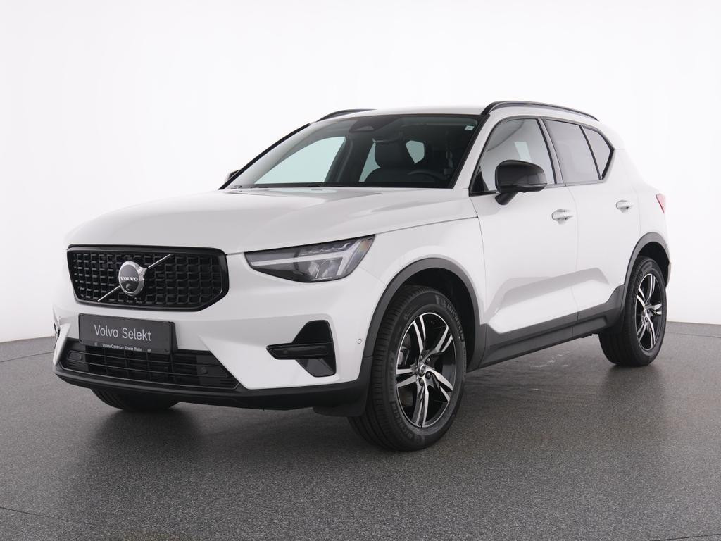 Volvo XC40 Plus Dark