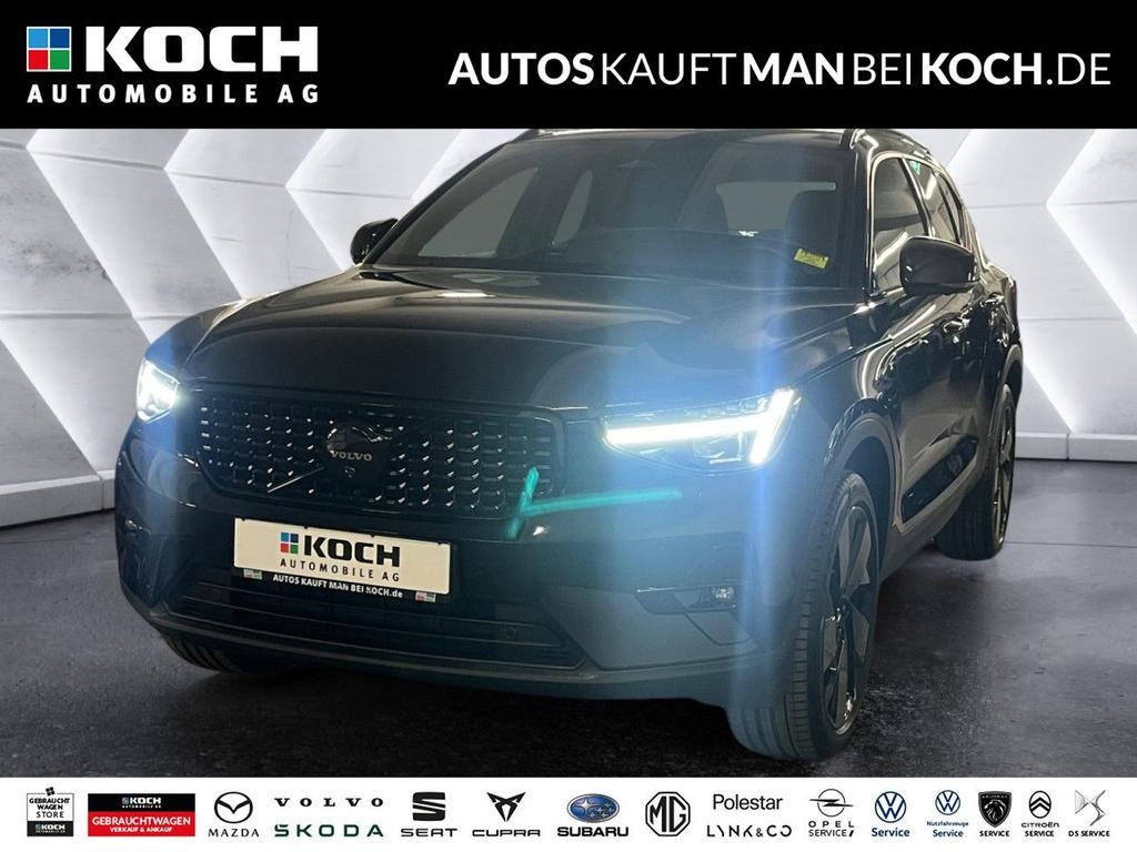 Volvo XC40 BLACK EDITION B3B DKG PIXLEL ACC H&K