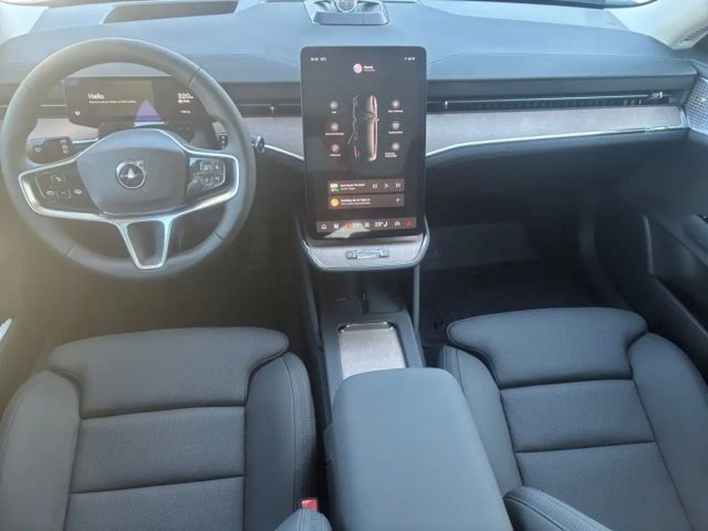 Volvo ES90