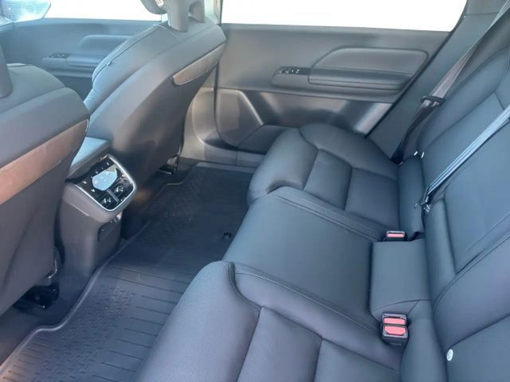 Volvo ES90