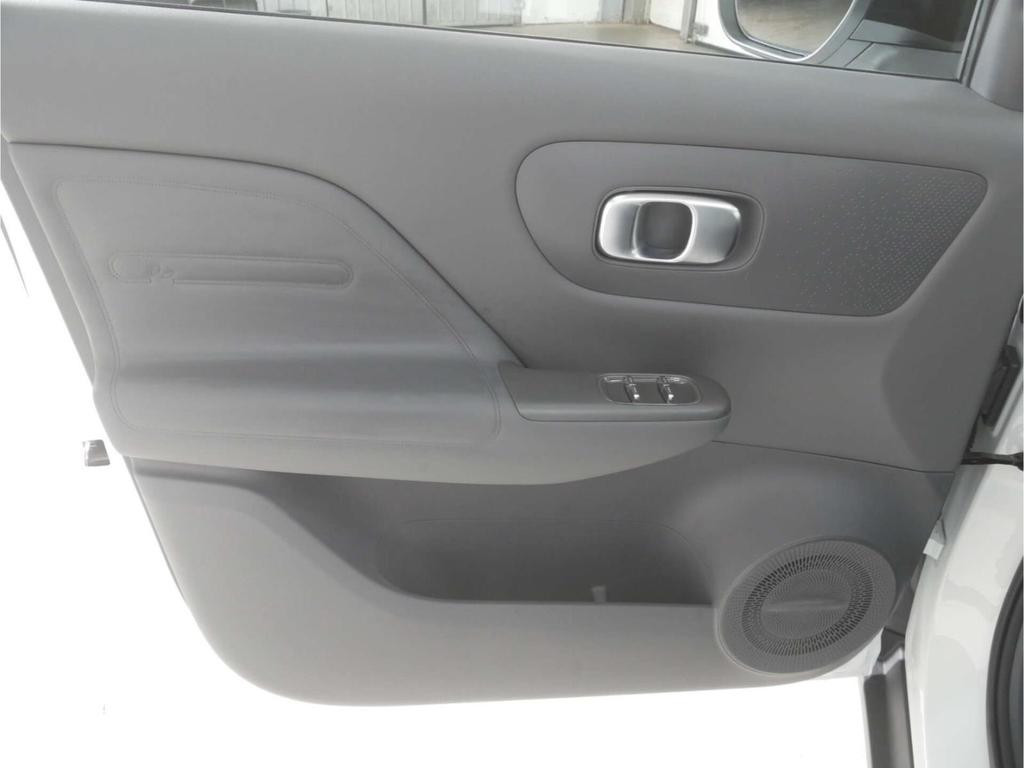 Leapmotor B10