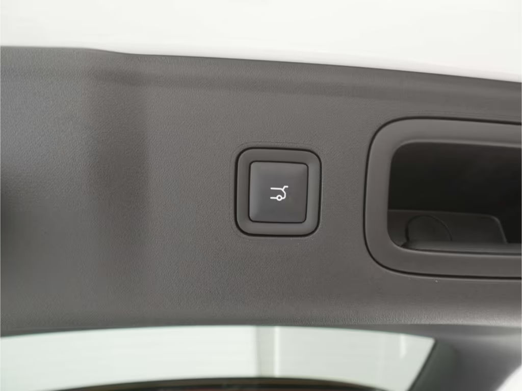 Leapmotor B10