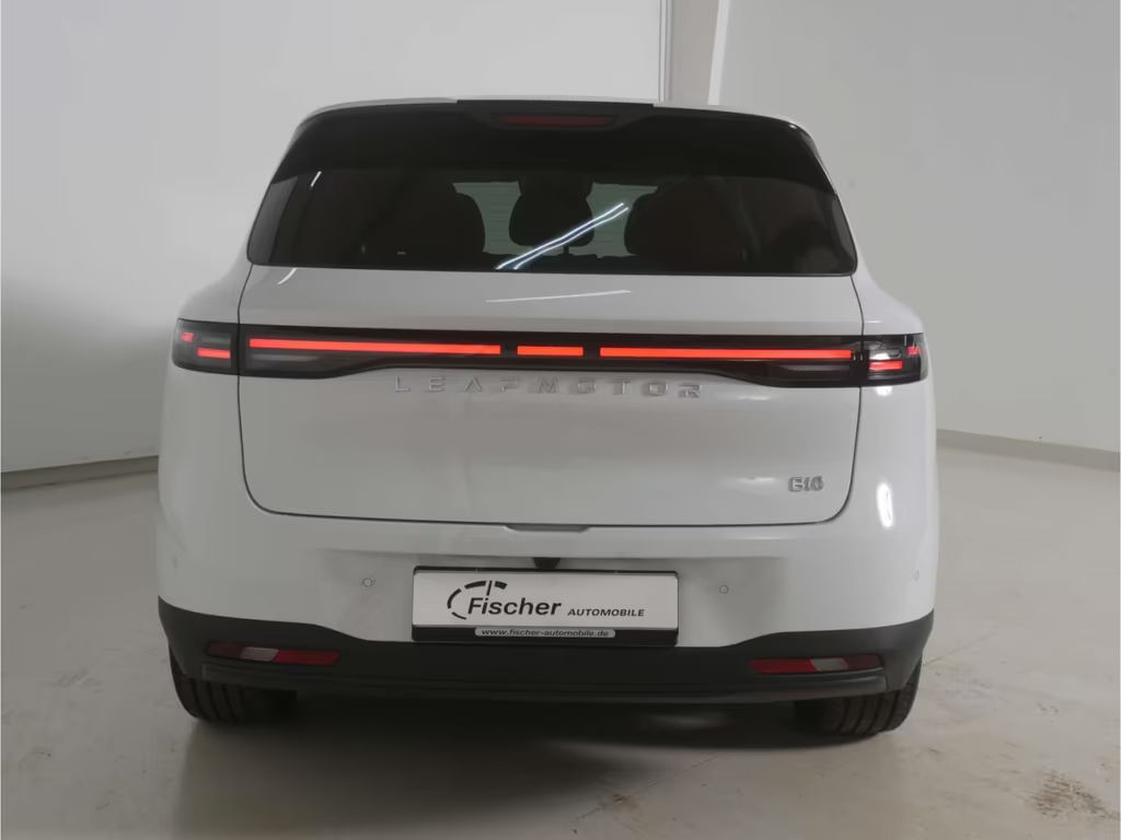 Leapmotor B10